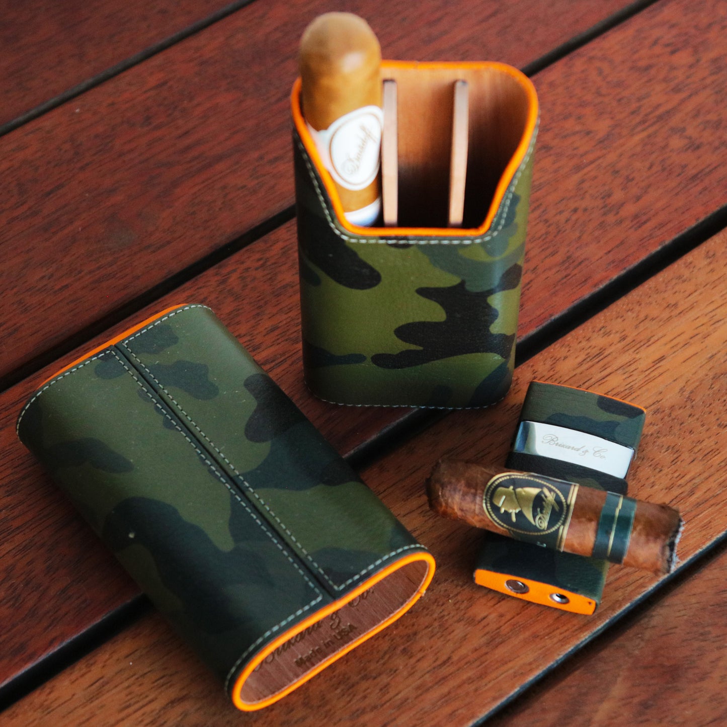 The "Show Band" 3 Cigar Case - Camouflage and Orange Leather