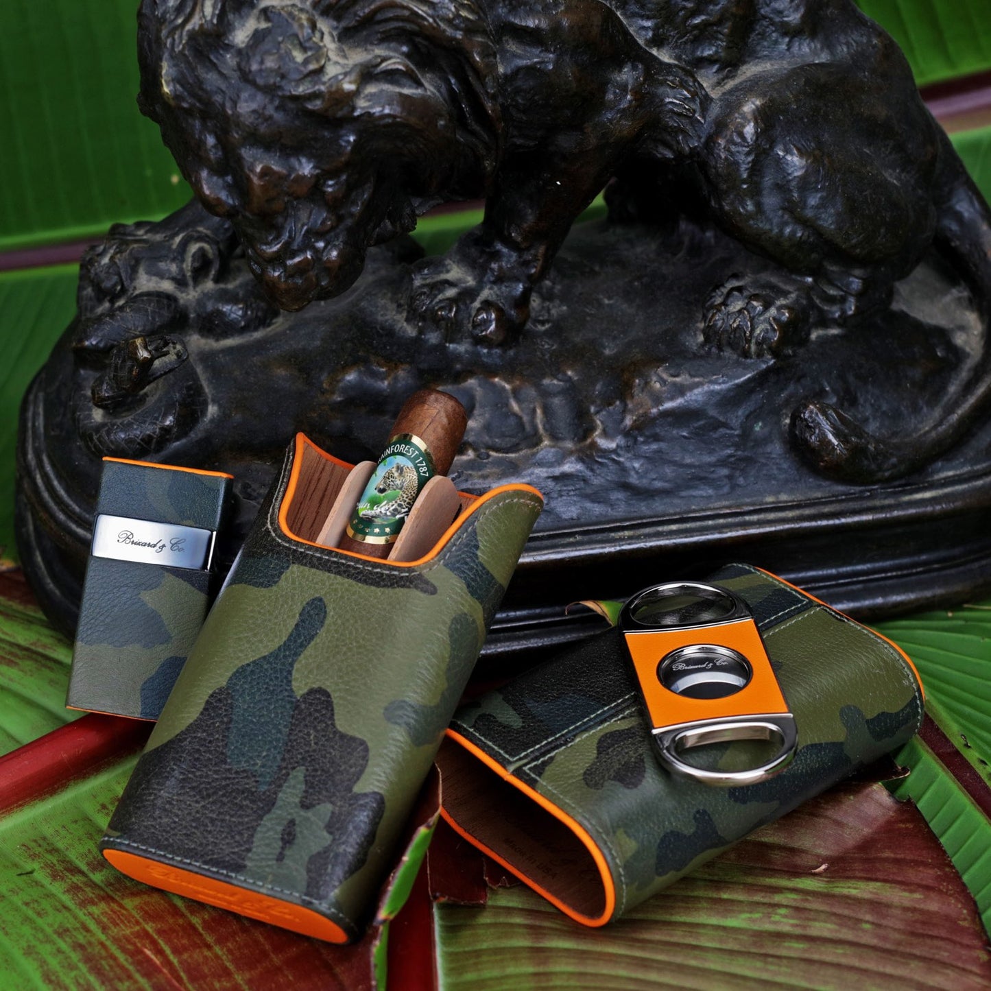 The "Show Band" 3 Cigar Case - Camouflage and Orange Leather