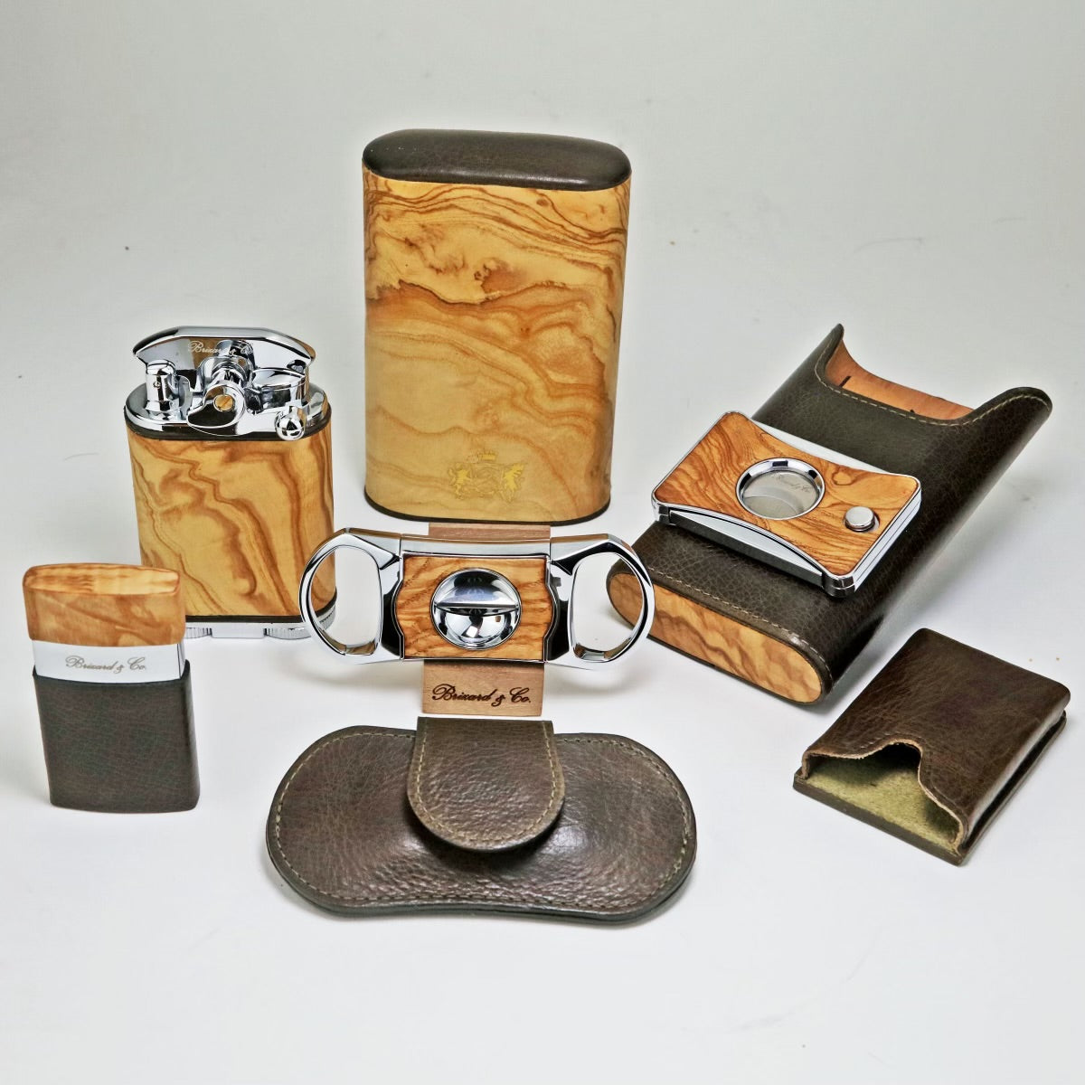 The "Show Band" 3 Cigar Case - Olive Wood and Green Leather