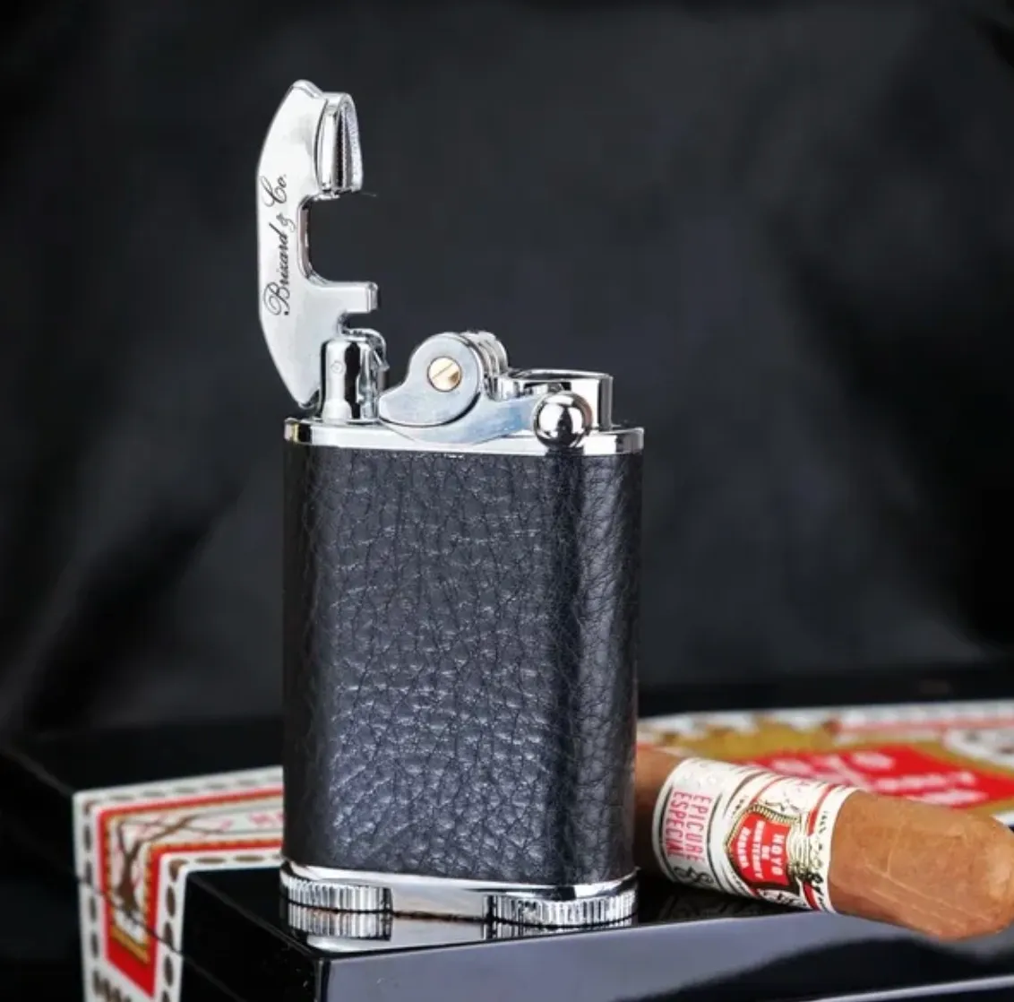 Gatsby Lighter - Black Leather