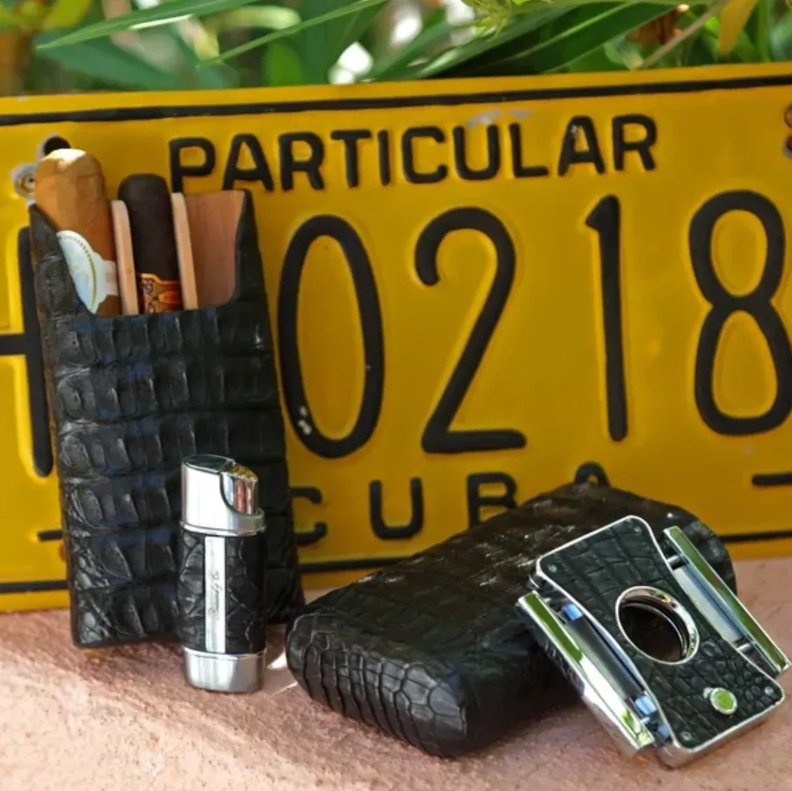 The "Elite Series 2" Cutter - Genuine Black Caiman Alligator