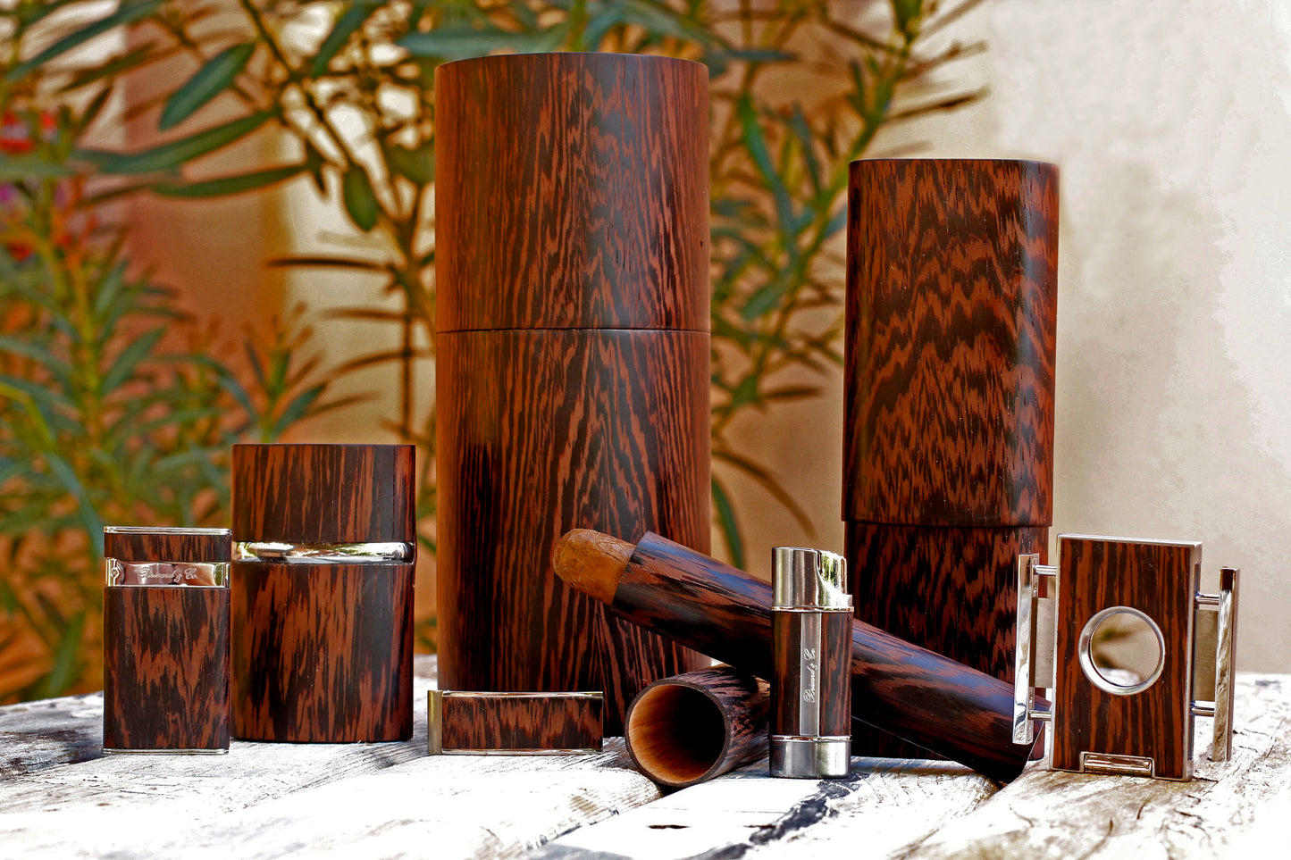 The Cylindrical Desk Humidor - Wenge