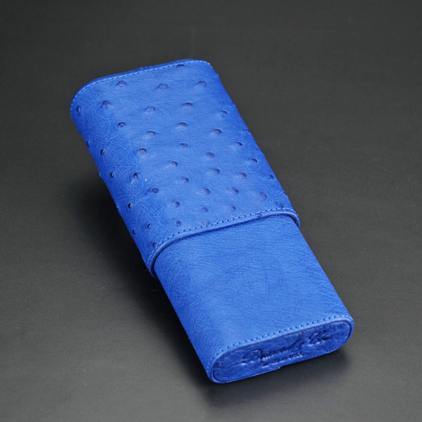 The "Show Band" 3 Cigar Case - Ostrich Blue