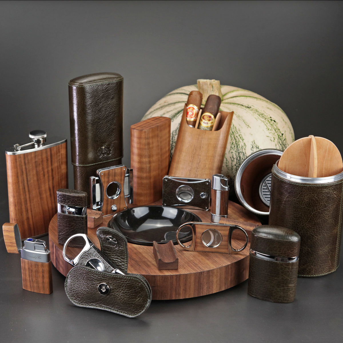 The "V" Cutter - Antique Olive Leather