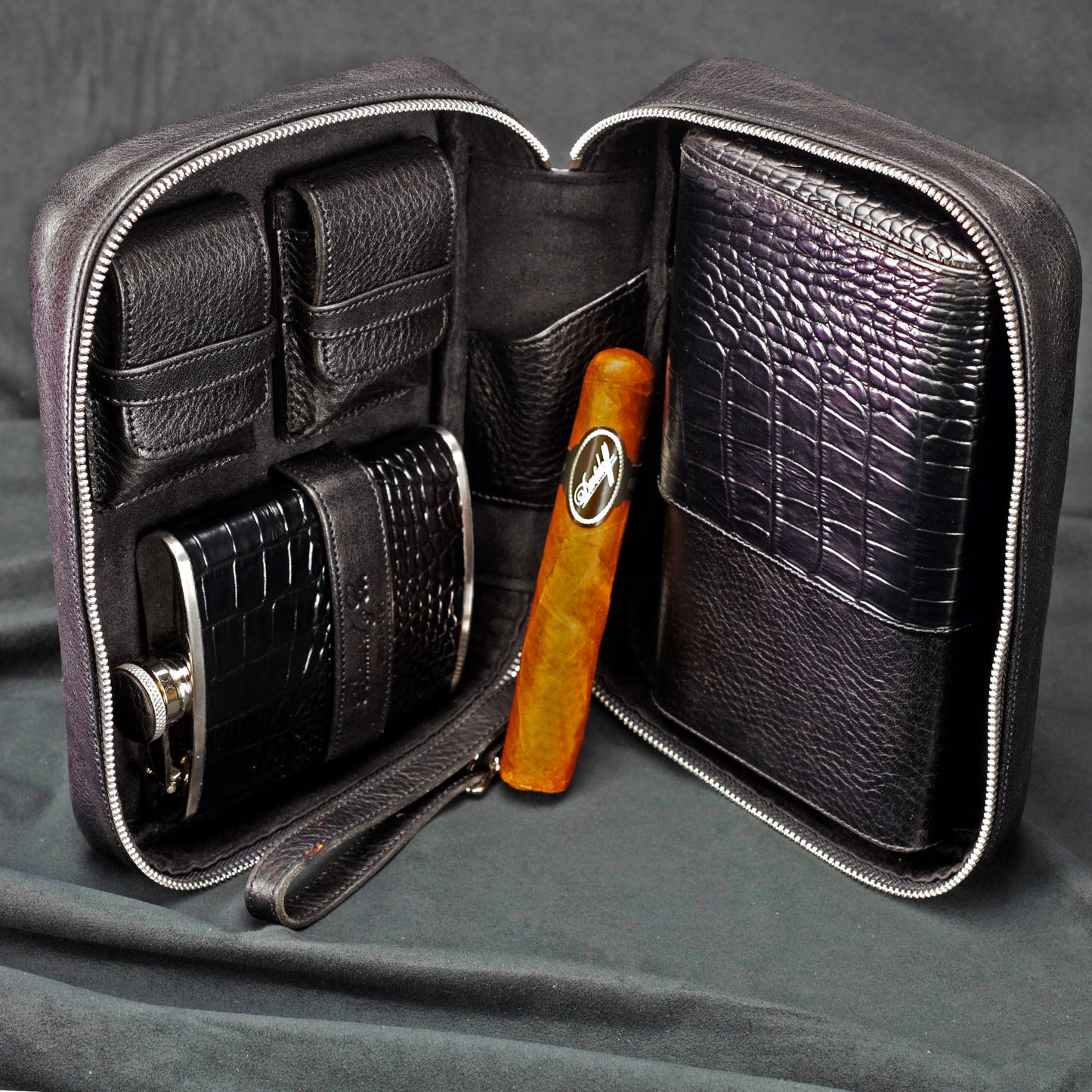 Havana Traveler - Croco Pattern Black