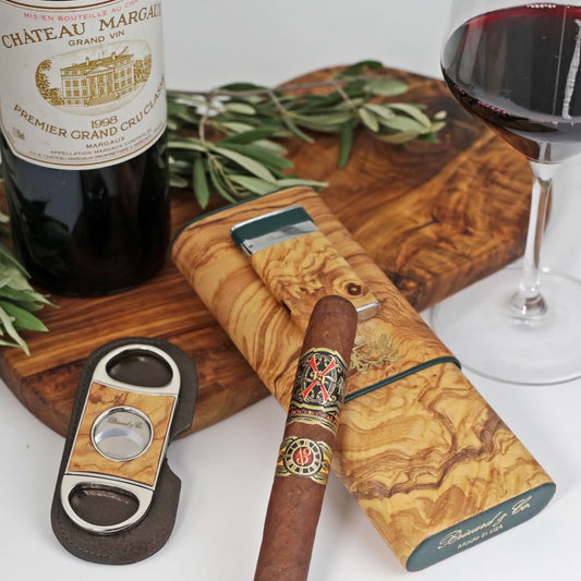 The "Show Band" 3 Cigar Case - Olive Wood and Green Leather