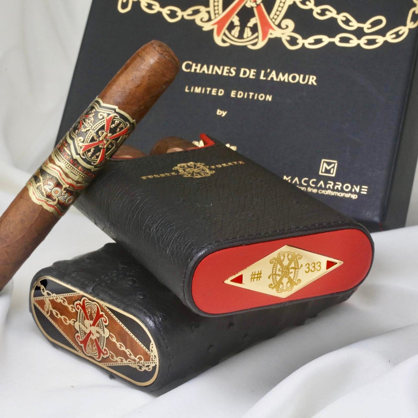 The "OpusX" Cigar Case - Limited Edition (Black)