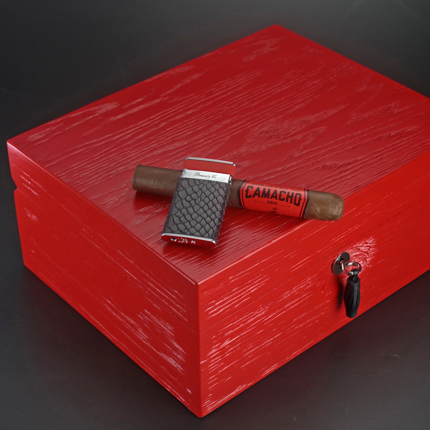The "Royal Oak Collection" Humidor - Fire Truck Red (30/40 Count)