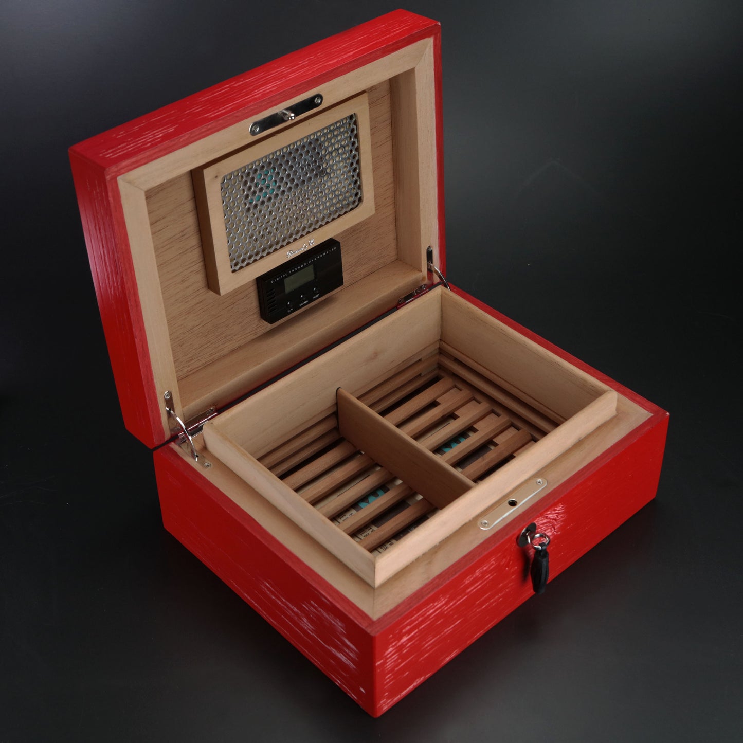The "Royal Oak Collection" Humidor - Fire Truck Red (30/40 Count)