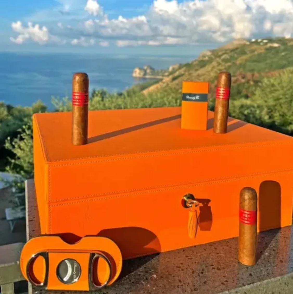 The "Airflow" Cigar Humidor - Orange Leather (60/70 Count)