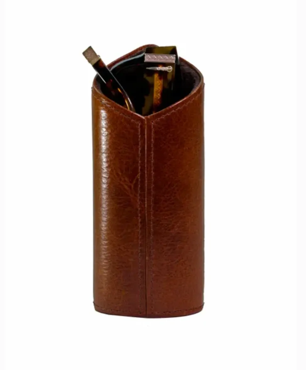 The Luxury Eyewear Stand - Antique Saddle Leather