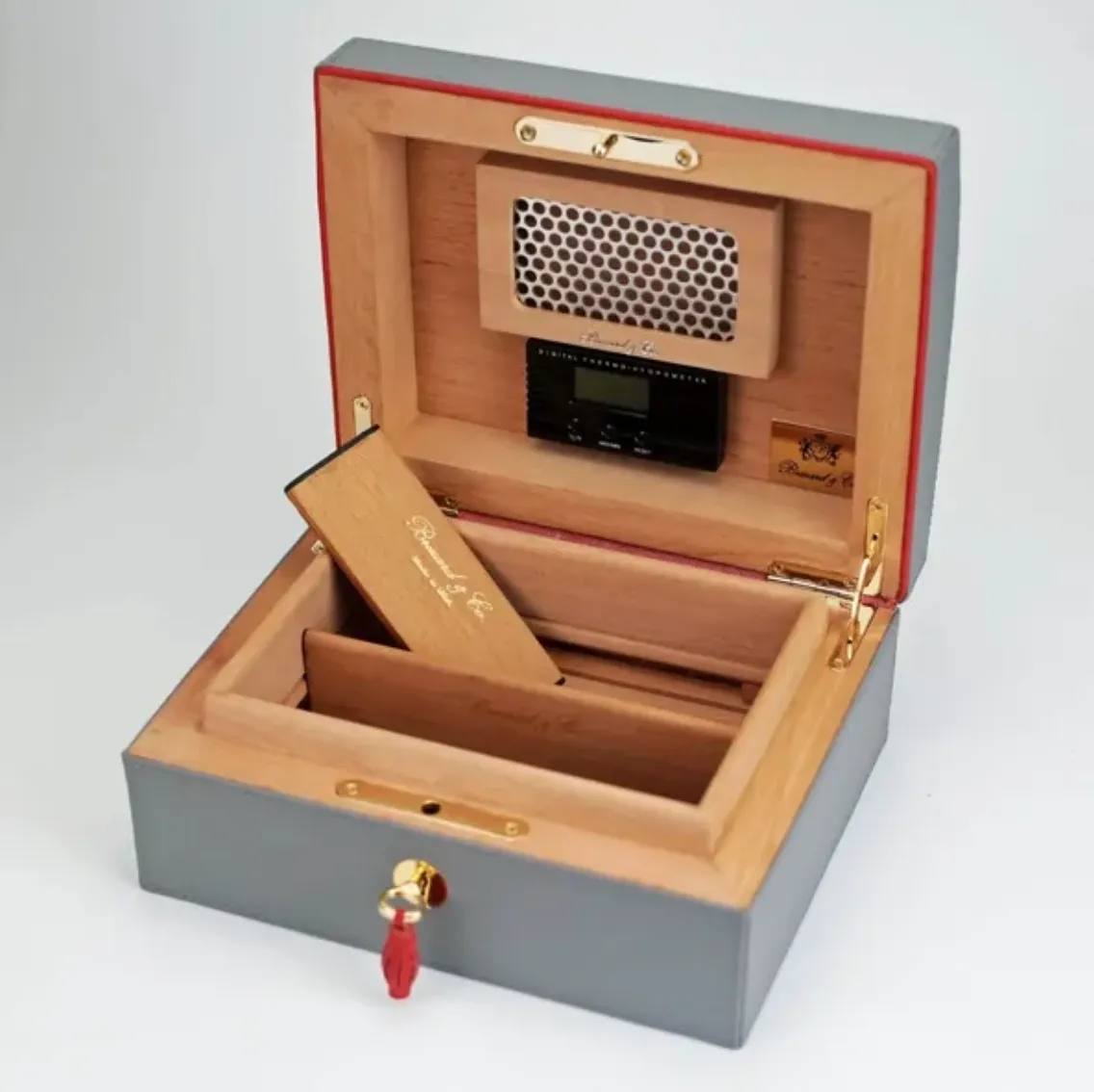 "La Casita de Puros" Humidor - Gray and Red Leather (12/20 Count)