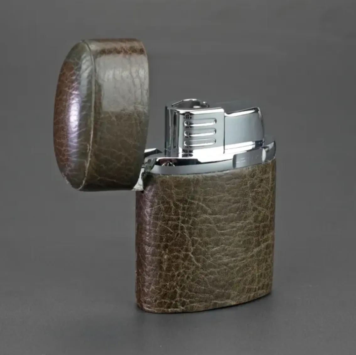 The "Triple Jet" Table Lighter - Antique Olive Leather